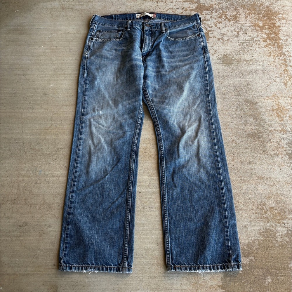Levi 559 Relaxed Straight Jeans Mens 34x30 Medium Wash Blue Denim Y2K Vintage